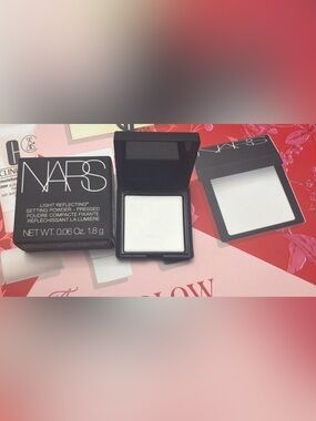 NARS Light Reflecting Setting Powder Travel Sz .06 oz. Translucent Crystal BNIB